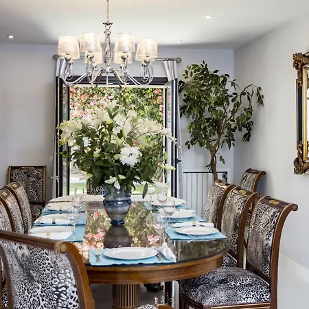 Casakhan, Beautiful Luxury Villa, * Marbella