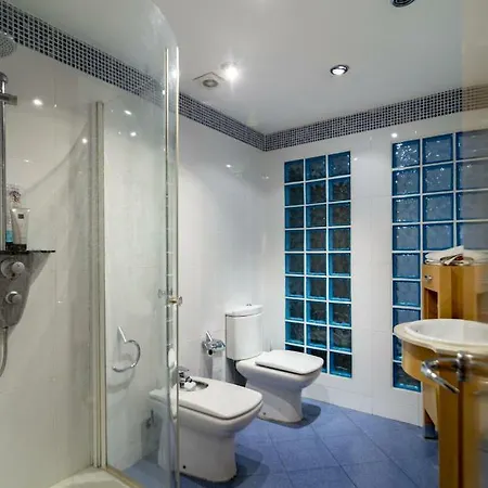 Casakhan, Beautiful Luxury Villa, מארבלה