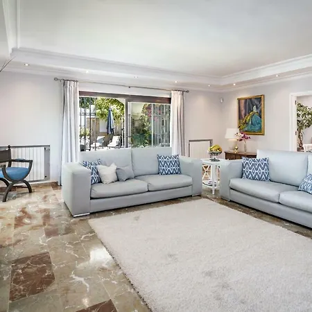 Casakhan, Beautiful Luxury Villa, Βίλα *