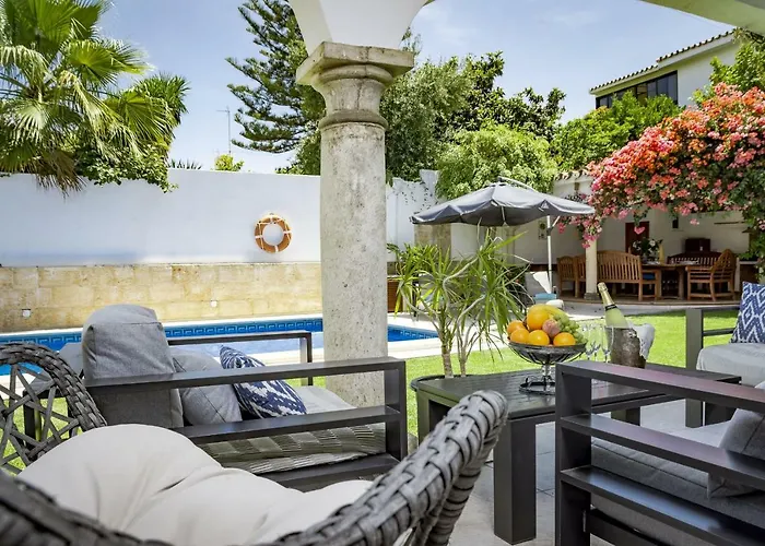 Casakhan, Beautiful Luxury Villa, Марбелья