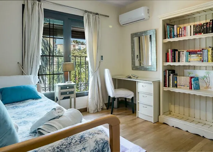 Casakhan, Beautiful Luxury Villa, 别墅 马尔韦利亚
