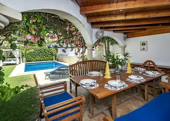 Villa Casakhan, Beautiful Luxury Villa,